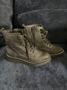 Kurry Glitter Combat Boots Size 7.5